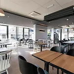 B&B HOTEL Compiègne Hotel