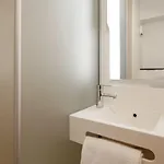 B&B Hotel Compiegne Szálloda 3*