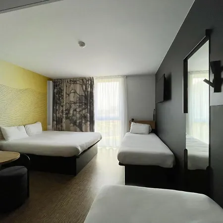 B&B Hotel Compiegne Компьень