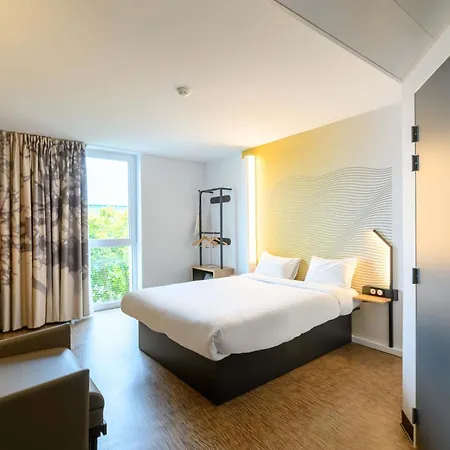 Hotel B&B Hotel Compiegne 3*