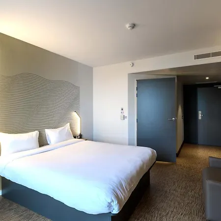 Отель B&B Hotel Compiegne 3*