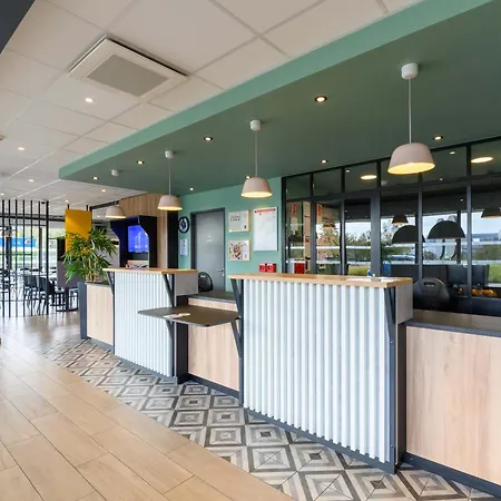 B&B Hotel Compiegne Компьень