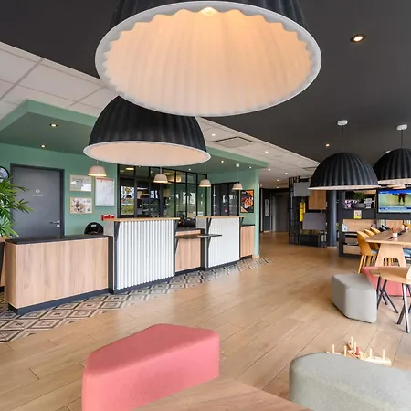 Szálloda B&B Hotel Compiegne