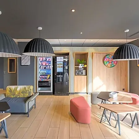 B&B Hotel Compiegne Hotel