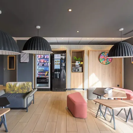 B&B Hotel Compiegne Hotel