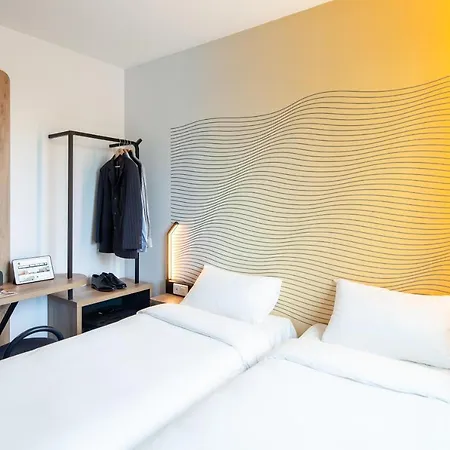 B&B Hotel Compiegne 3* Compiègne