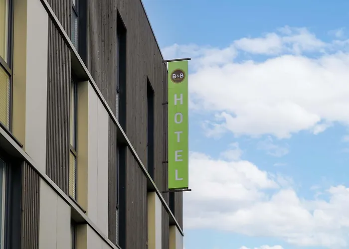 Hotel B&B HOTEL Compiègne