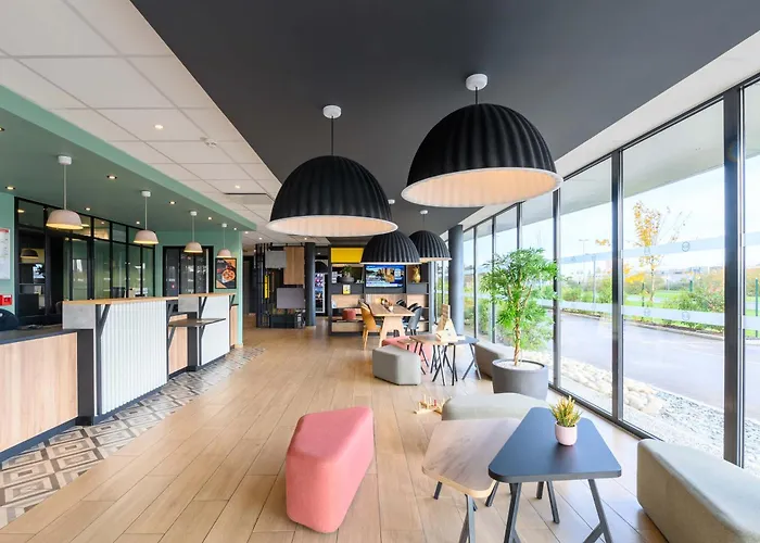 B&B HOTEL Compiègne