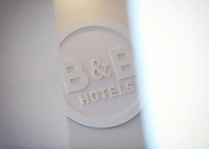 B&B HOTEL Compiègne Hotel 3*